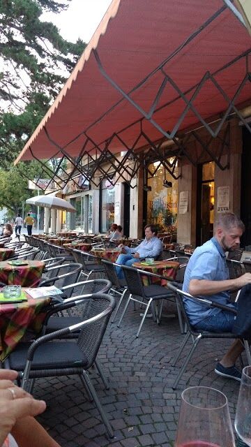 Caffe' Darling