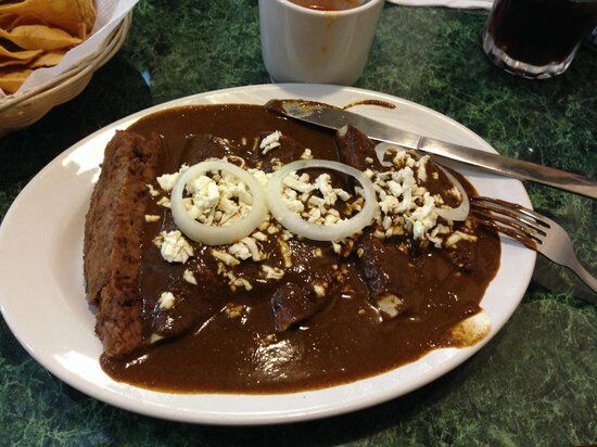 Los Bisquets del Obregon