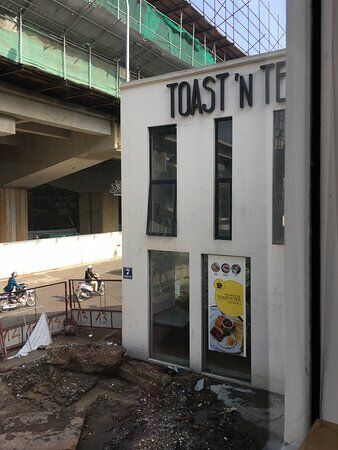 Toast 'N Tea