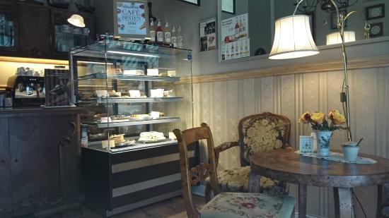 Cafe Kredenz