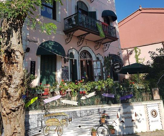 Anastasia Garden Cafe&Restaurant