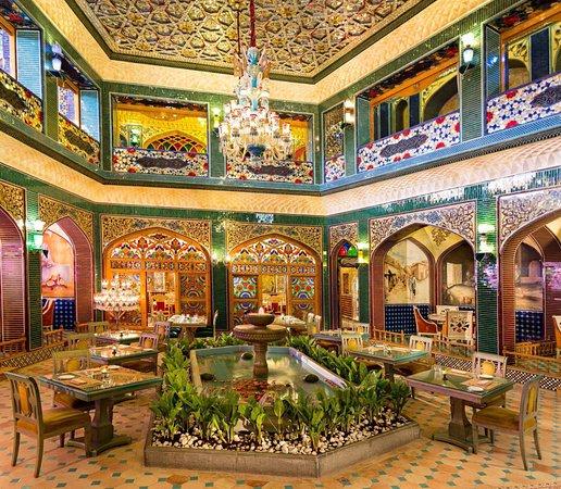 Parisa Souq Waqif