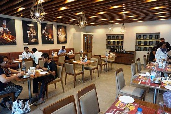 Paradise Food Court