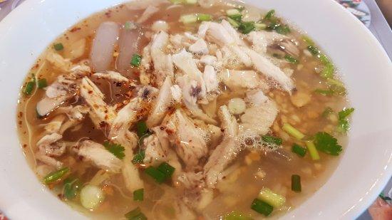 Mae Sri Ruean Noodle