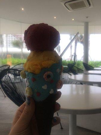 Skoop Beach Cafe