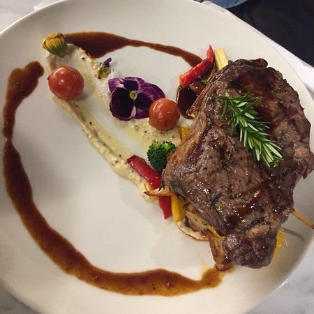 Nate's East meets West Dining