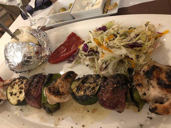 Restaurant & Grill Sa Llenya