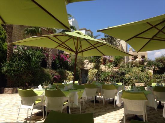 Al Kalaa Restaurant