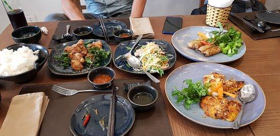 Van Mieu Deli