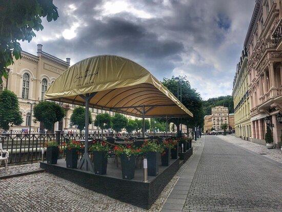 Cafe Royal