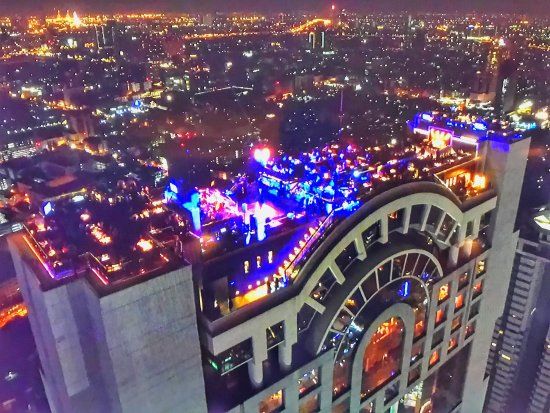 Vertigo Grill and Moon Bar