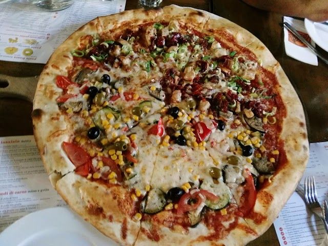 Pizza Mizza