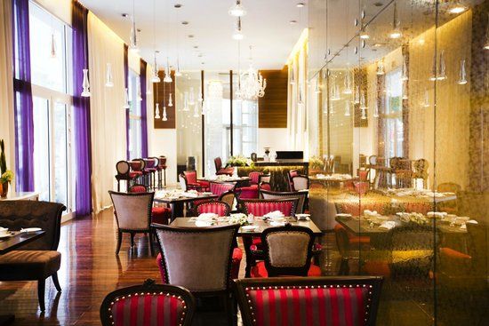 Cafe Lautrec